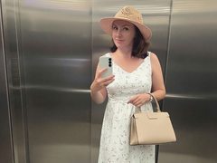 xMercedeswoman - female with black hair and  big tits webcam at ImLive
