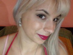 HotJuicyAlice - blond female webcam at LiveJasmin