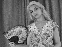 HotJuicyAlice - blond female webcam at LiveJasmin