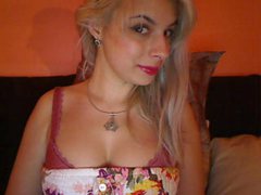 HotJuicyAlice - blond female webcam at LiveJasmin