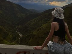 Lola_Stonner - female with brown hair and  small tits webcam at ImLive