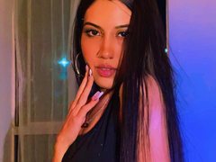 Lola_Stonner - female with brown hair and  small tits webcam at ImLive