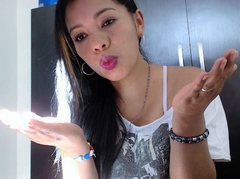 yesica100 - female with black hair and  small tits webcam at ImLive