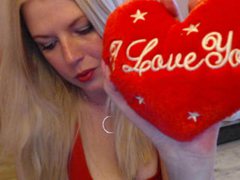 YouLucky - blond female with  big tits webcam at ImLive