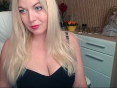 YouLucky - blond female with  big tits webcam at ImLive