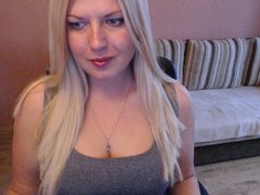 YouLucky - blond female with  big tits webcam at ImLive