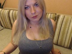 YouLucky - blond female with  big tits webcam at ImLive