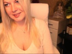 YouLucky - blond female with  big tits webcam at ImLive