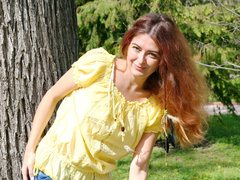 HelenV - female with brown hair and  small tits webcam at LiveJasmin