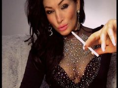 YourBelovedXXXX - female with black hair webcam at ImLive