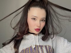 YuJinaMeow from ImLive