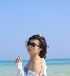 YuJinaMeow - blond female webcam at ImLive