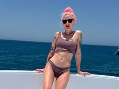 zishodu - female with red hair webcam at ImLive