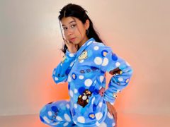 ZoeWinfrey - female with black hair webcam at LiveJasmin