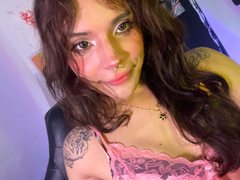 zuzuya_aiko - shemale webcam at ImLive