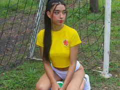 AbbyLoving - female with black hair and  big tits webcam at LiveJasmin