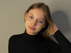 AccaBurge from LiveJasmin