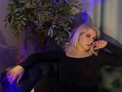 AdaGates - blond female webcam at LiveJasmin