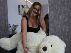 AddaDivine - blond female with  big tits webcam at LiveJasmin