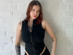 AdelaideFornell from LiveJasmin