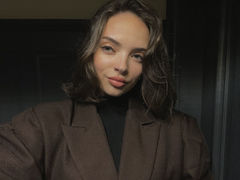 AdelaineRishar from LiveJasmin