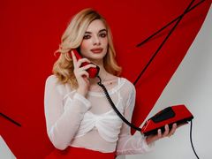 AdeleWillson - female with black hair webcam at LiveJasmin