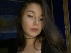 AdelinaMorris - female with brown hair and  big tits webcam at LiveJasmin