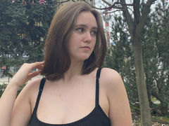 AdelinaPirs from LiveJasmin