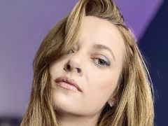 adeline4u24 - blond female webcam at LiveJasmin