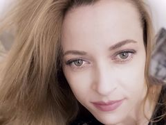 adeline4u24 - blond female webcam at LiveJasmin