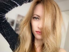 adeline4u24 - blond female webcam at LiveJasmin