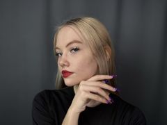 AdellaGrondahl - blond female webcam at LiveJasmin