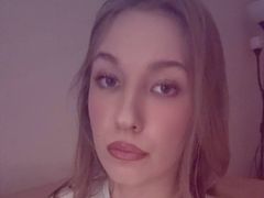 AdellaPresho from LiveJasmin