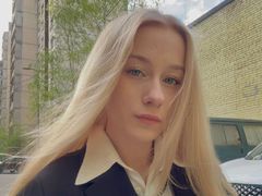 AdriaPaek from LiveJasmin