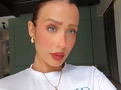 AdrianaRossetti from LiveJasmin