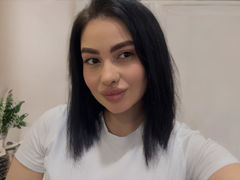 AdrianaTores - female with brown hair and  big tits webcam at LiveJasmin