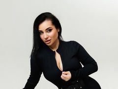 AdrianaTores from LiveJasmin