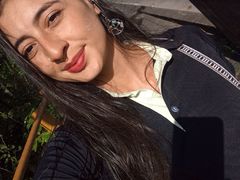 AdrianyBela - female with brown hair webcam at LiveJasmin