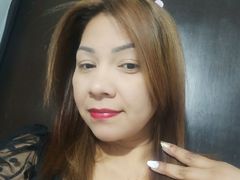 EstefaniFlor - female with brown hair and  big tits webcam at LiveJasmin