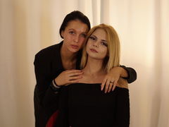 AfraAndLilian from LiveJasmin