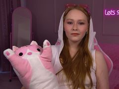AgataFoxley - female with red hair and  big tits webcam at LiveJasmin