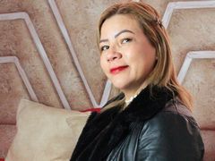 AgelaEvans - blond female webcam at LiveJasmin