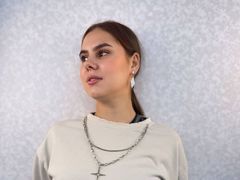AgripinaFrosch - female with brown hair and  big tits webcam at LiveJasmin