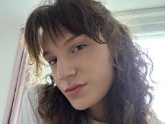 AguedaBuzzeo from LiveJasmin
