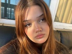 AiMoons from LiveJasmin