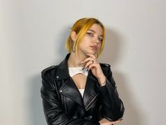 AinsleyBaggs from LiveJasmin