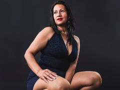 AishaNowak - female with black hair webcam at LiveJasmin