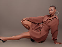 AjaGaye - female with black hair webcam at LiveJasmin