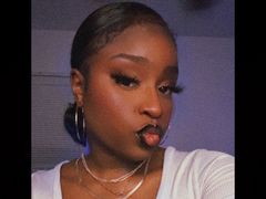 AjaeDomme from LiveJasmin