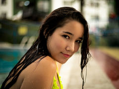 AlannaEvans - female with black hair and  big tits webcam at LiveJasmin